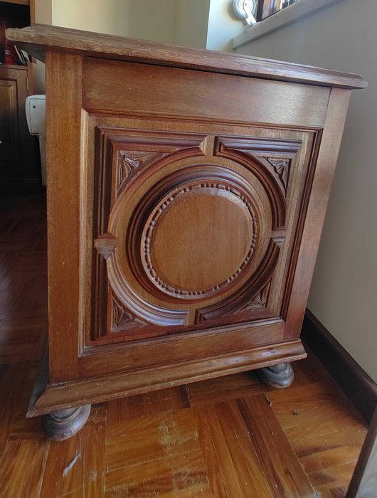 Baú/Arca em madeira