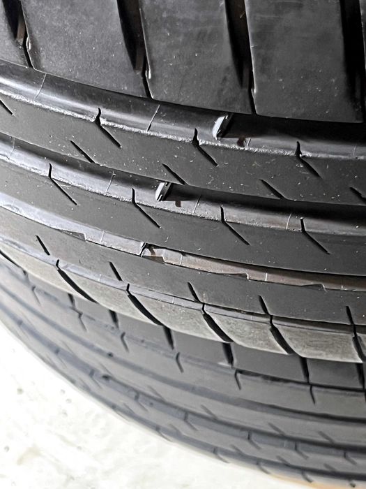 Pneus Michelin Pilot Sport 4 (Tesla) - 235/45/18 - Excelentes