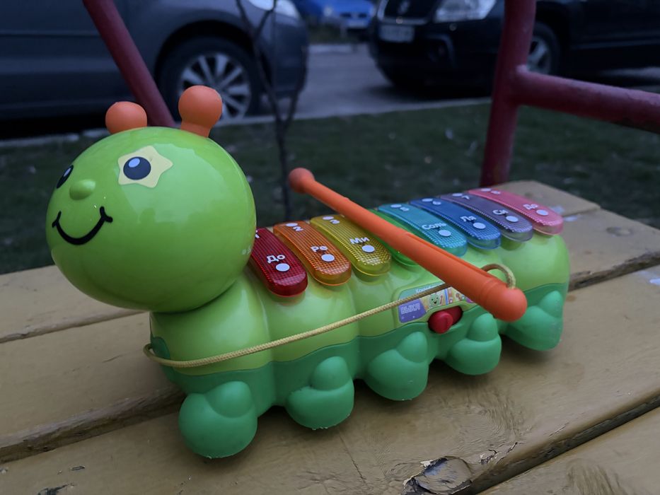 Гусениця музична Vtech російська мова