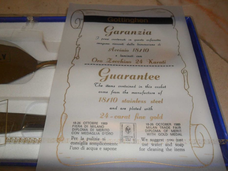 Faca e Espátula inox e ouro 24K GOTTINGHEN