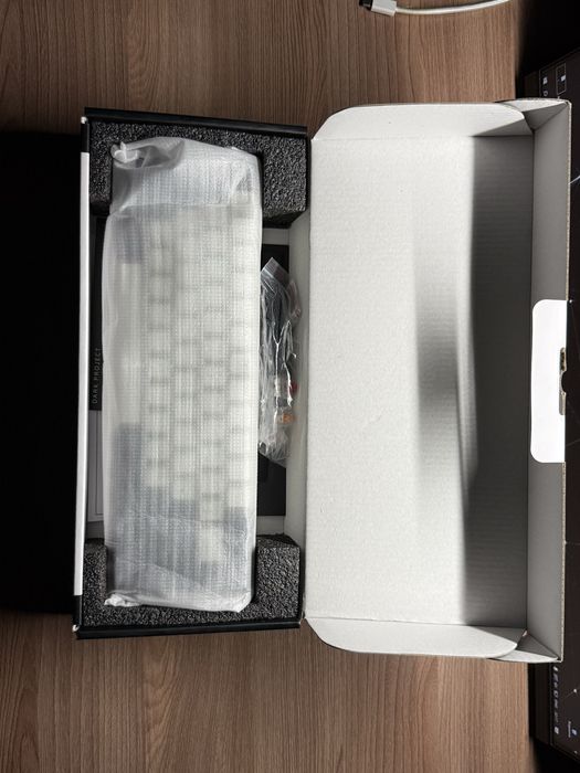 Продам клавиатуру Dark Project kd68b