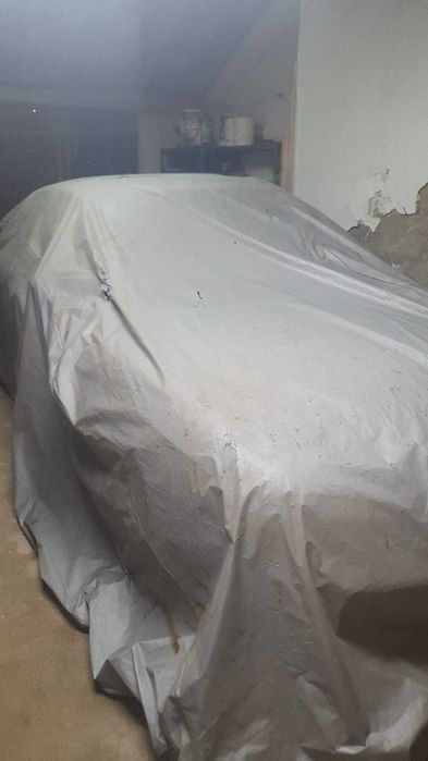 Carro com matricula francesa vendido completo somente com finalidade do comprador retirar peças ou demantelar