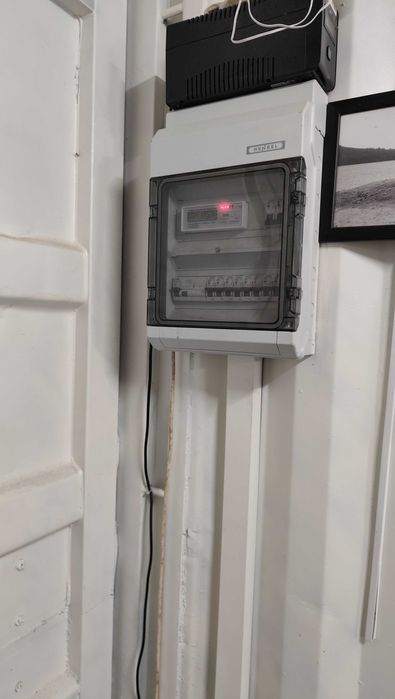 Contentor para restauração/escritório pronto a funcionar