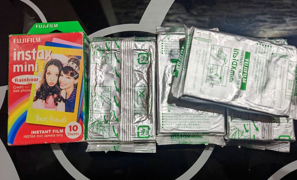 Fujifilm Instax Mini wkłady 5 x 10 sztuk (w tym jeden Rainbow)