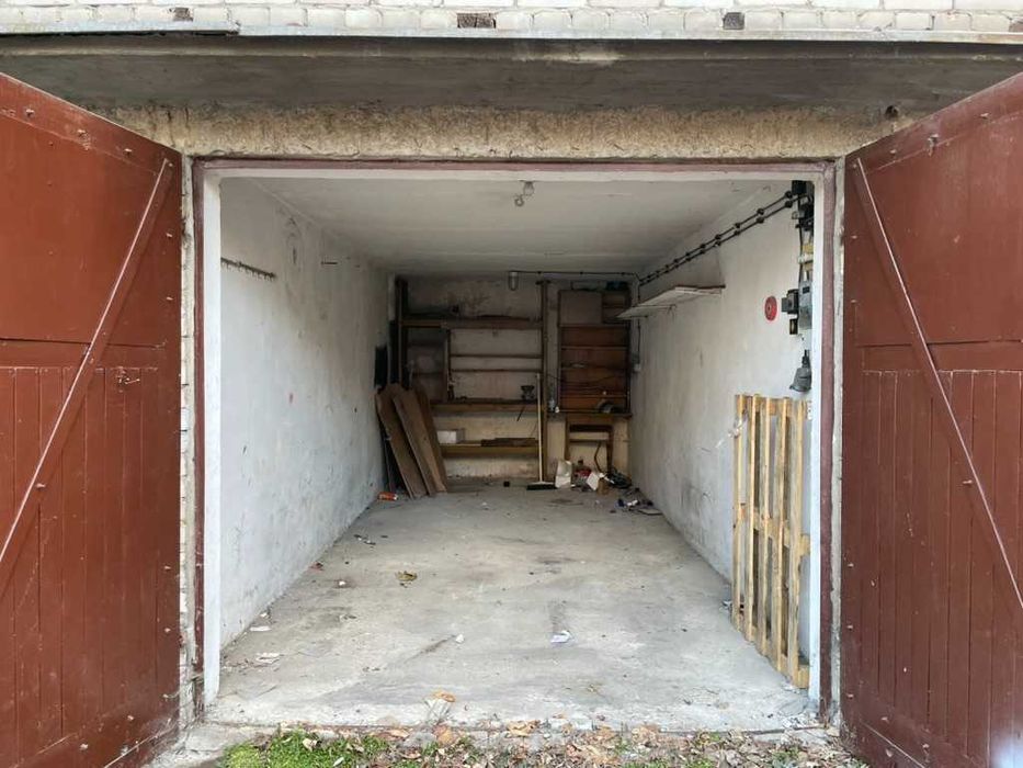 Garaż murowany centrum ul. Staszica - wynajem