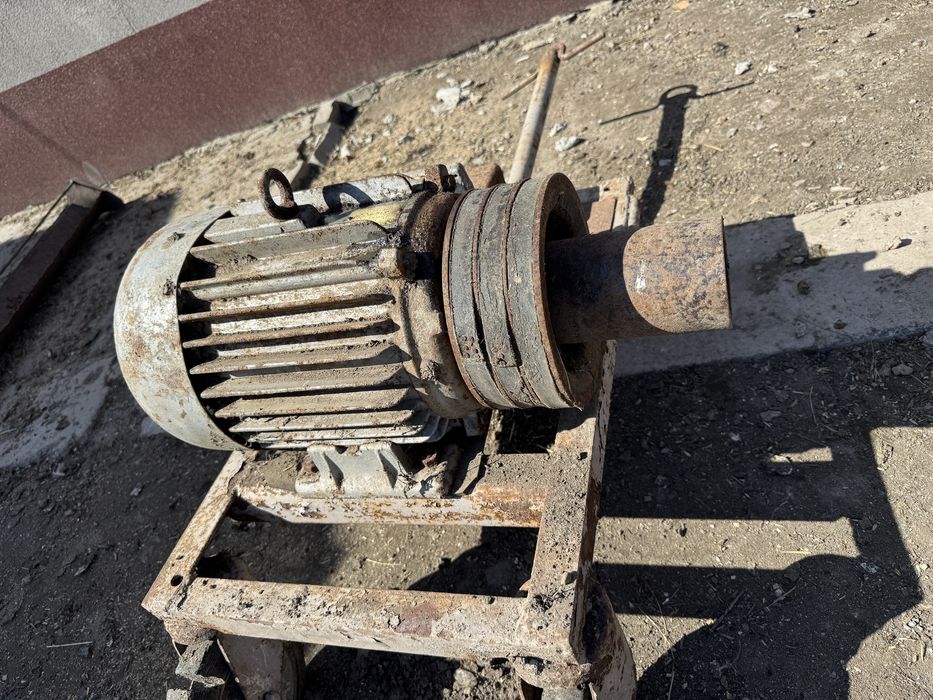 silnik elektryczny trojfazowy asynchroniczny 5,5kW
