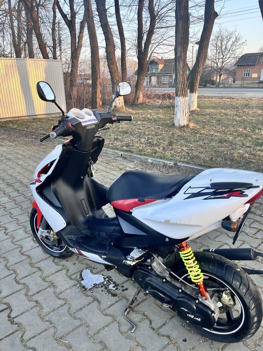 Продам Yamaha Aerox