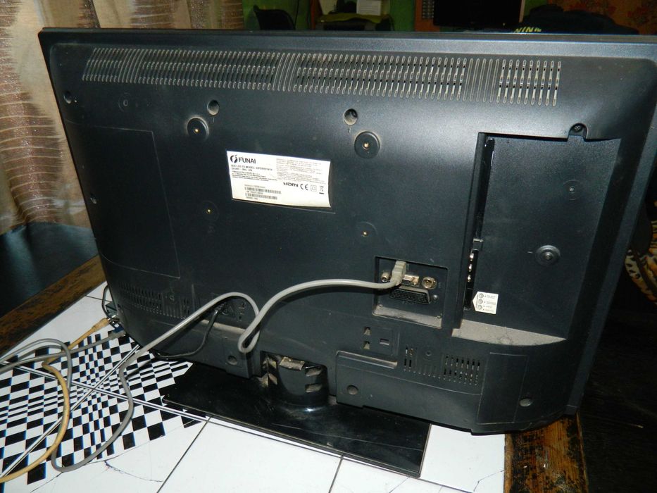 sprzedam TV FUNAJ LED LCD TV 32c 32FDB5514/10