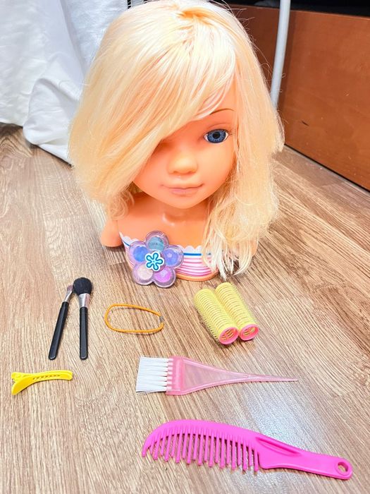 Boneca Nany, busto para penteados