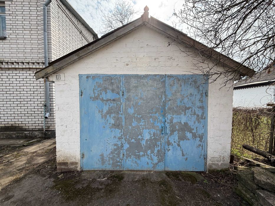 Продаж 6 кім цегляного будинку в м. Яготин 175 м2