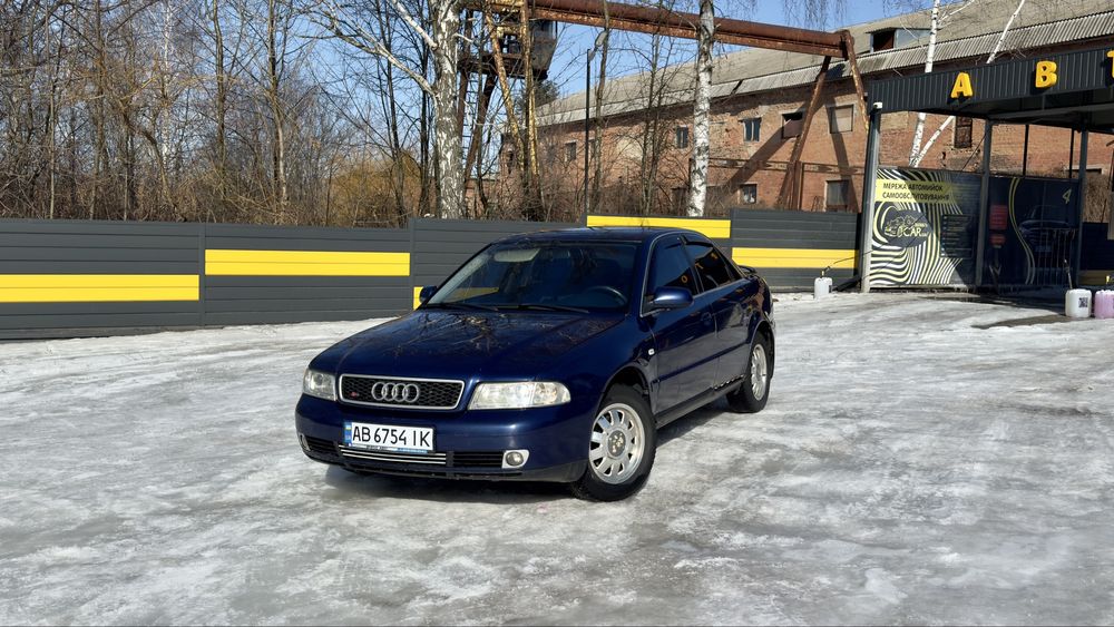 Audi a4 продам авто для військових ,хозяйське авто