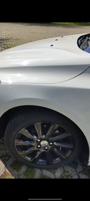 Volvo V40 D2 1.6 Diesel | Teto Panorâmico | Motor e Caixa Substituídos