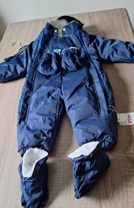 Kombinezon dziecięcy granatowy 80/86