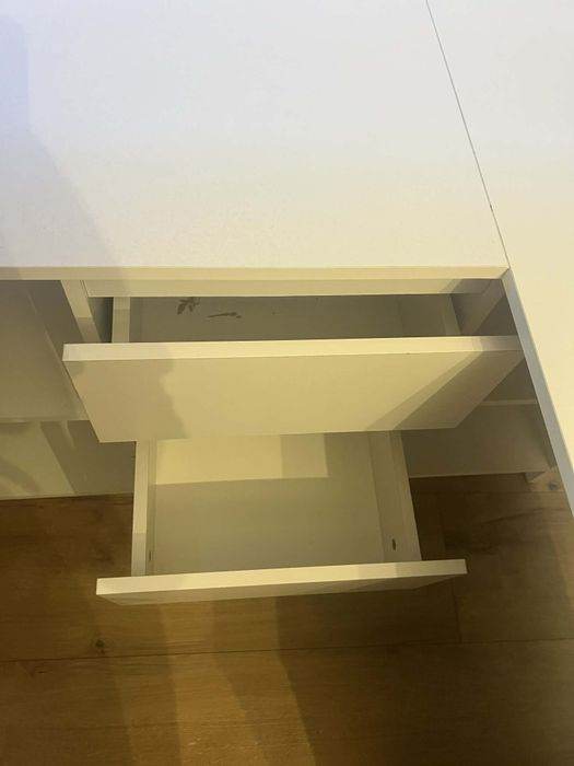 Biurko białe narożne