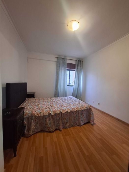 Quarto Casal - Carregado