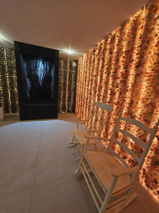 Sauna ogrodowa salon strefa spa jacuzzi