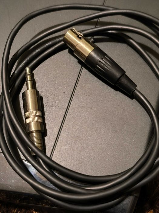 Microfone de lapela - AKG PW45 - Para Igrejas bandas e teatros