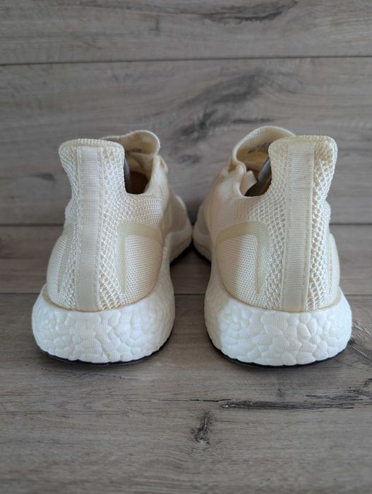 Кроссовки беговые Адидас Adidas Ultraboost Made to Be Remade 42 р 26.5 см