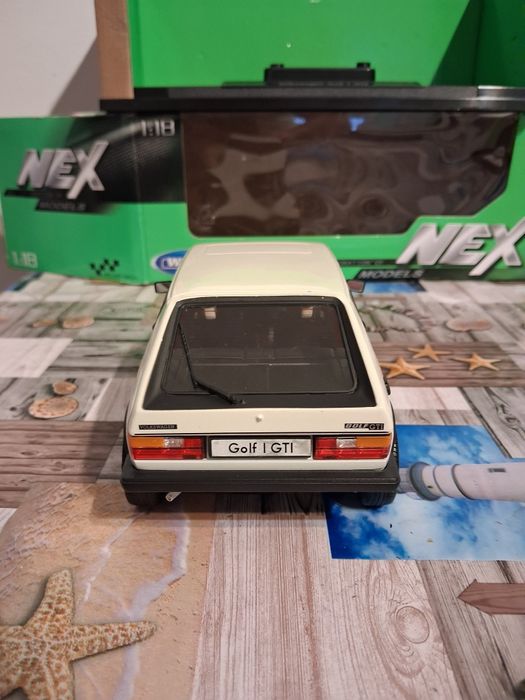 Volkswagen Golf I GTI Welly 1:18 kolekcjonerski