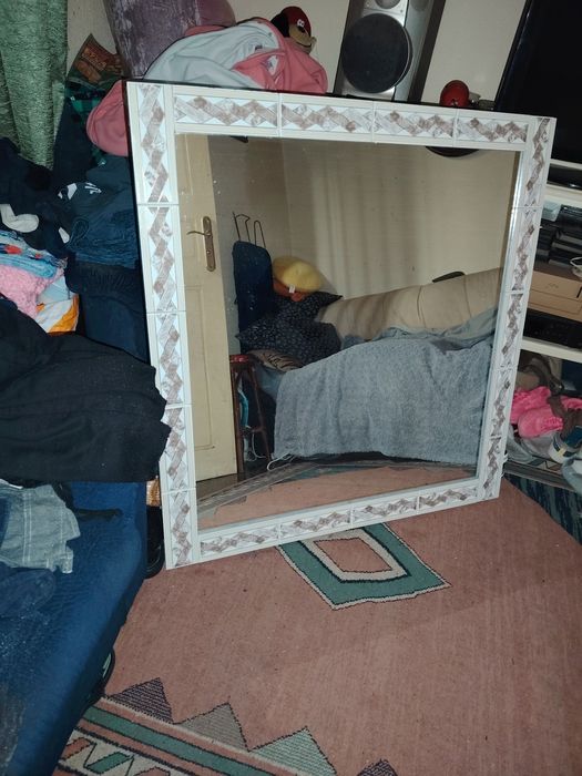 50€ espelho moldura cerâmica,altu,95,5cmlarg,1,01cm entrego Rio tinto