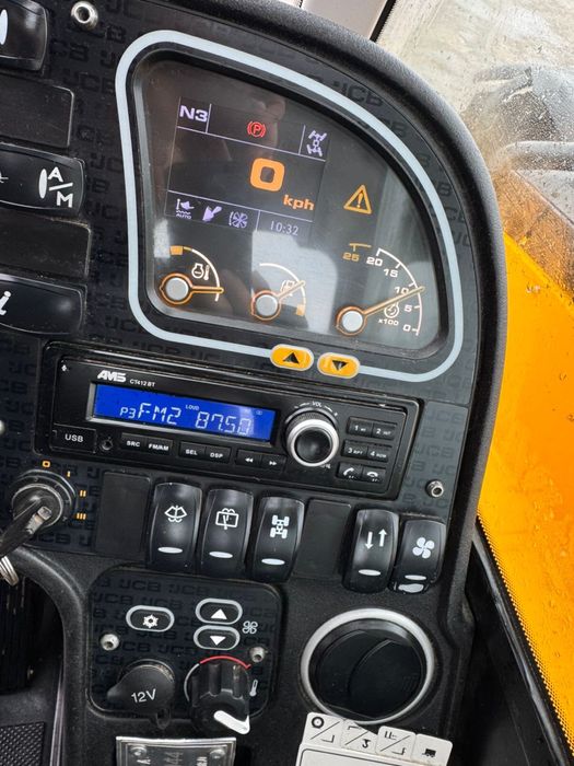 Jcb 541-70 маніту