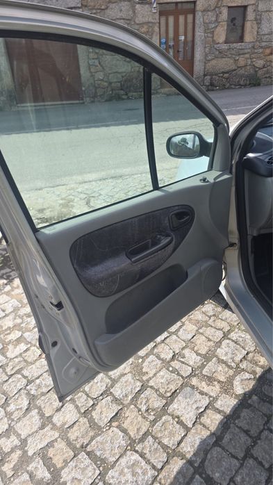 Renault  scenic 1.9 dci