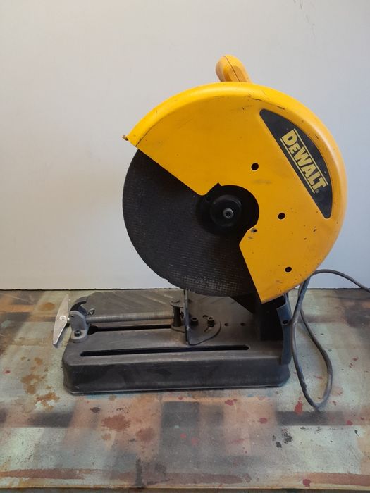 Piła do cięcia metalu Dewalt