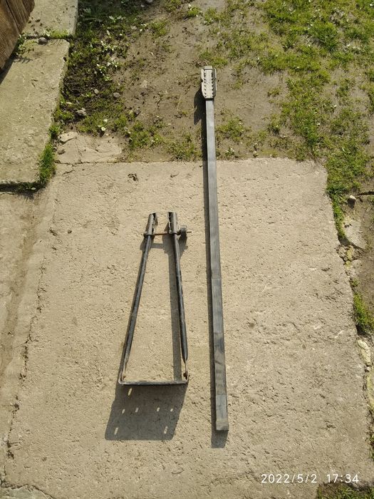 Продам багажник на дах машини для перевозу велосипеда