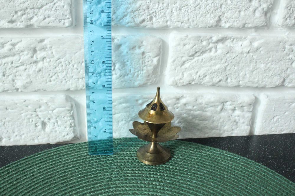 Південноіндійська підставка для ладану. Латун