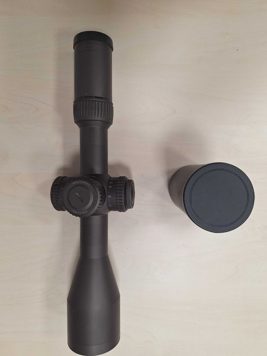 Оптичний приціл Vortex Razor HD Gen 2, 4.5-27×56 з сіткою EBR-2C