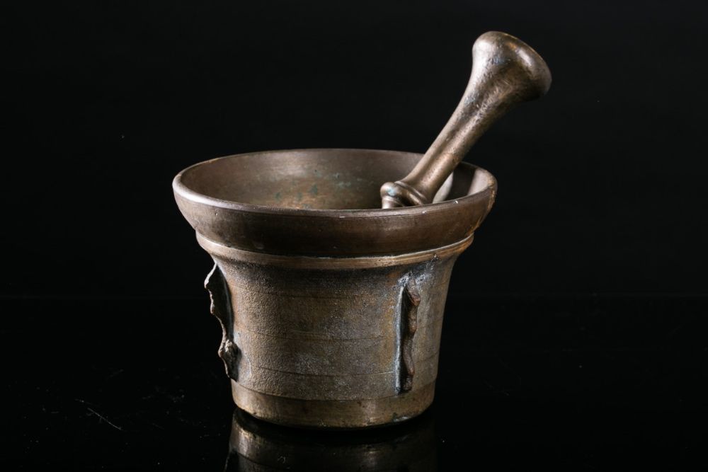 Almofariz em Bronze, Séc. XVIII, com Pilão