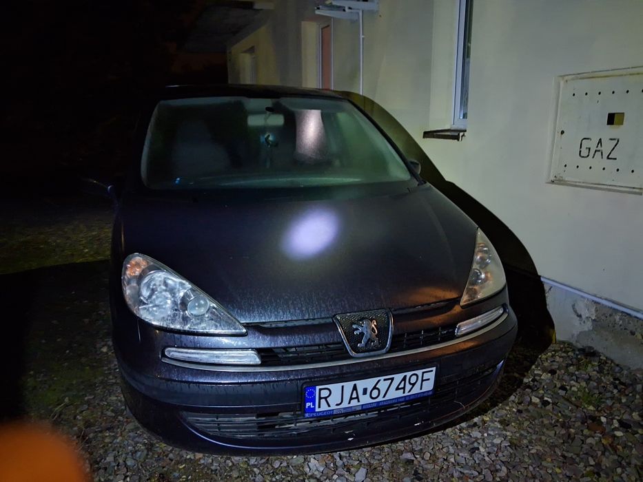 Peugeot 807