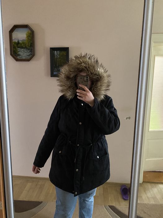 Куртка зимова 52-54 жіноча тепла з опушкою чорна довга на груди до 120