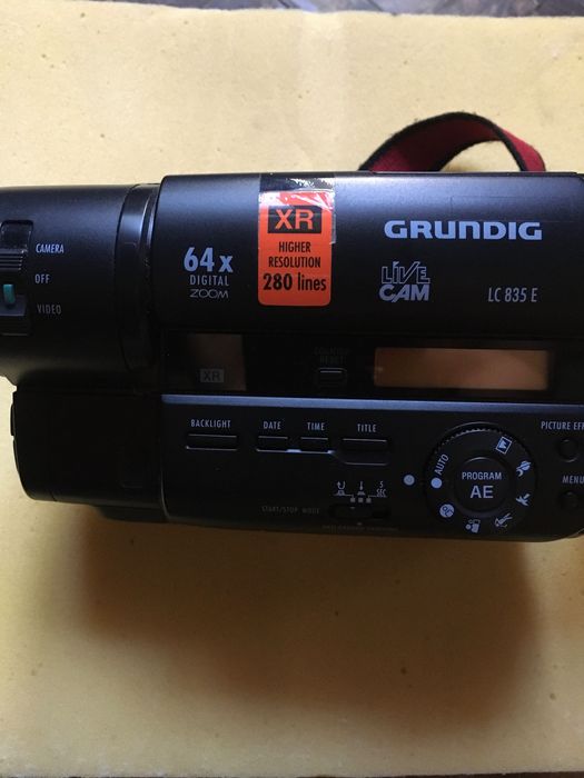 відеокамери ( касета і діск )