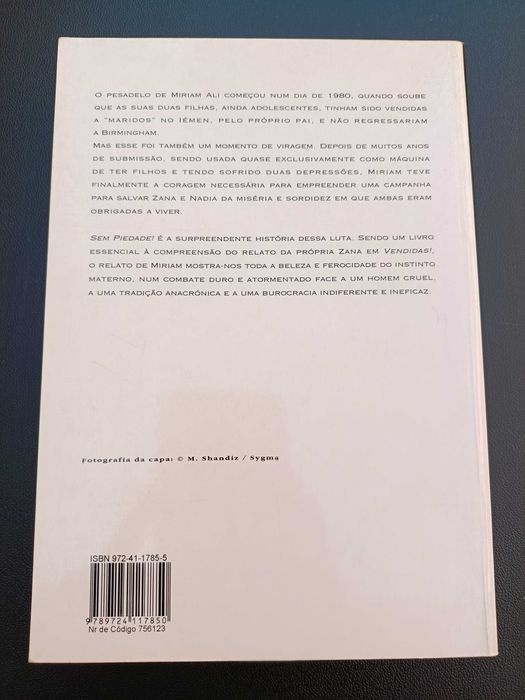 Livro "Sem Piedade", de Miriam Ali e Jana Wain