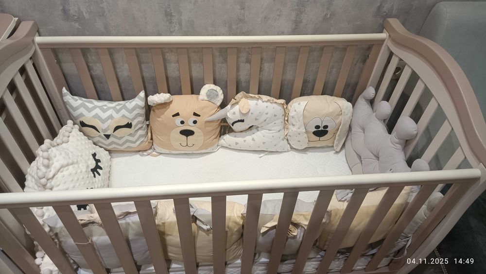 Дитяча кроватка Верес з маятником