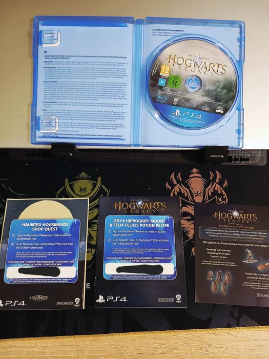 Диск hogwarts legacy для ps 4 + унікальні коди для гри,  диск оригінальний без подряпин
