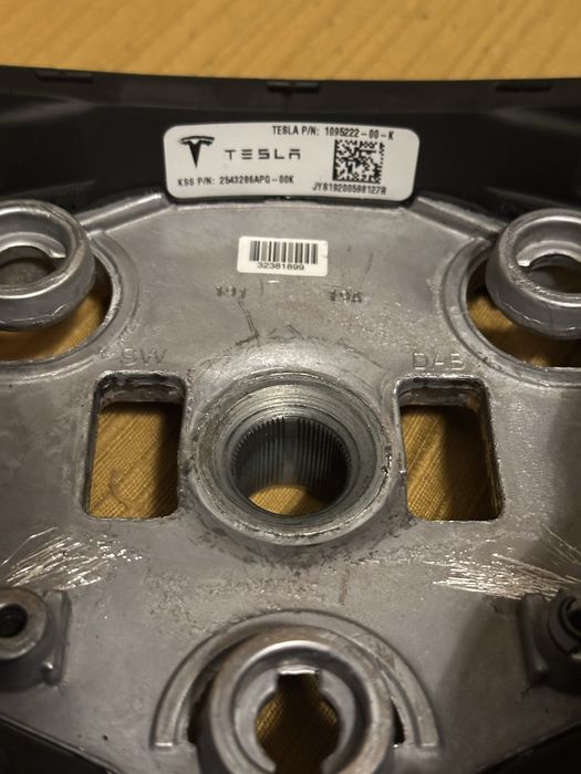 Volante Tesla Model 3