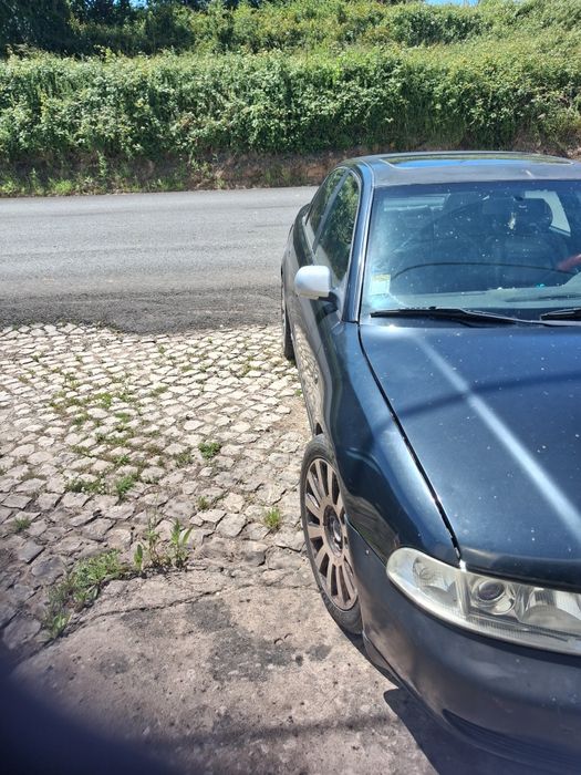 Audi a4 1.8 turbo( ler descrição )