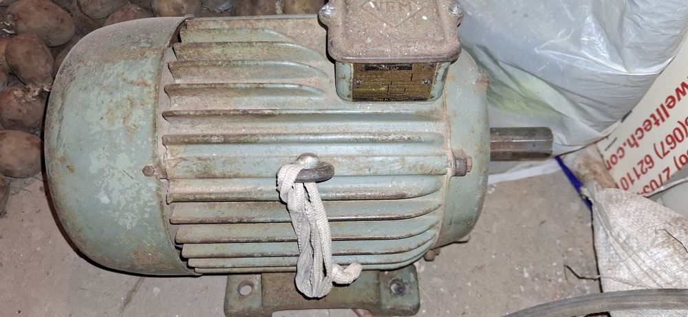 Двигун 3квт. 1500 обертів