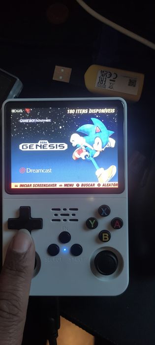 Console retro   perfeito pra  jogar