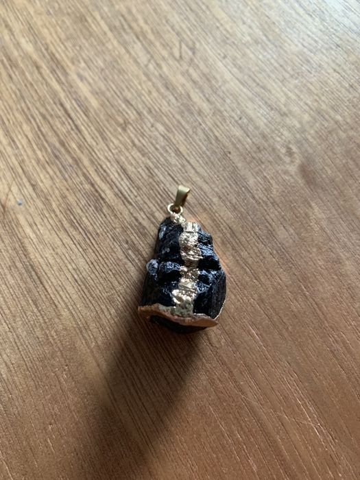 Naszyjnik handmade z czarnym turmalinem  .