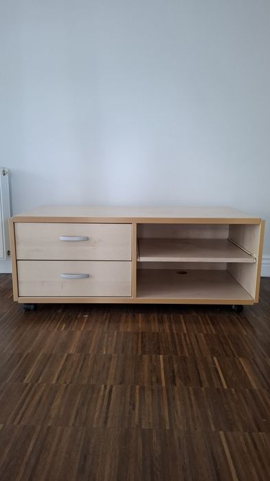 Drewniana szafka RTV Gautier