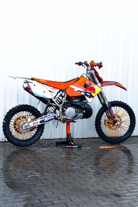 KTM EXC 250 ENDURO ATÉ 41€/MÊS
