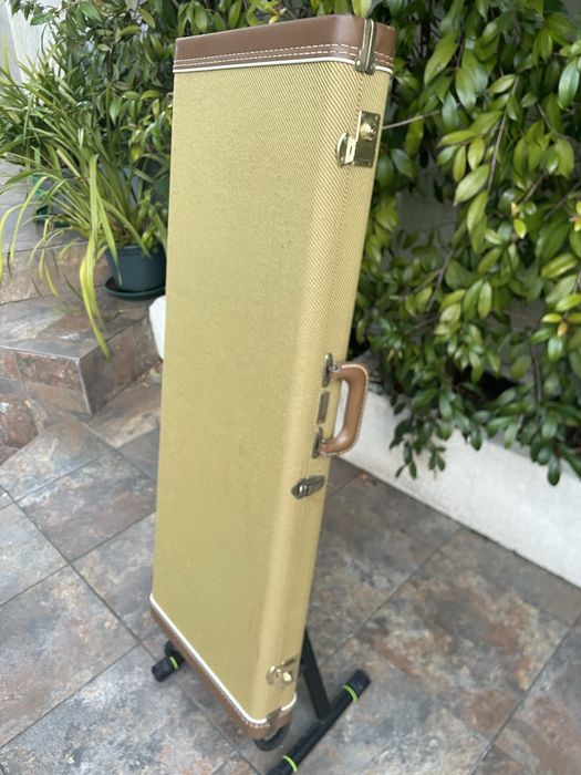 Case Fender G&G Tweed Deluxe Stratocaster / Telecaster (Estojo Mala)