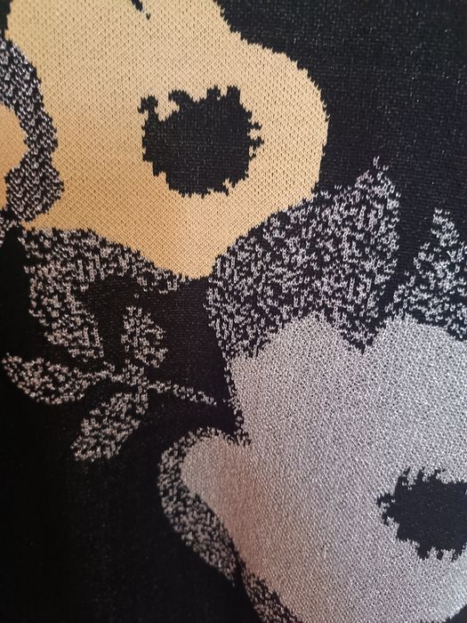 Продам шикарный свитер Испания- не дорого