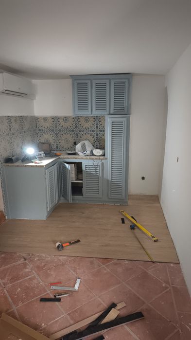 Remodelações e reparações.