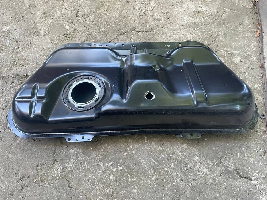 Бензо бак Ланос сенс