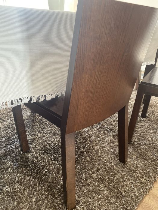 Vendem-se cadeiras de madeira em wenge