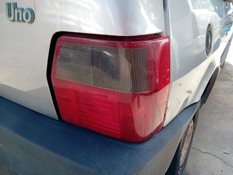 Farolim direito FIAT Uno (146_)